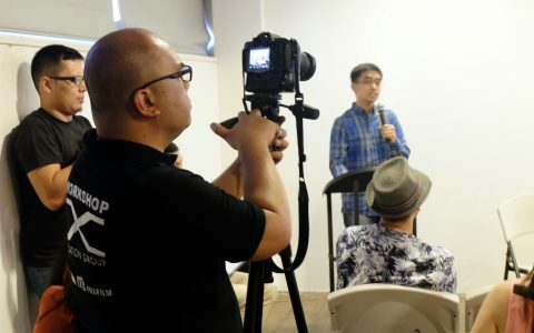 Ray Calbay introduced the contributing authors for the open forum. 